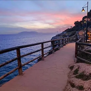 studio-1-sea-front.1costadelsol.com/